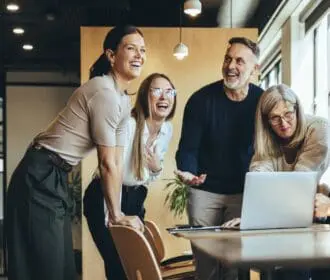 How Clocking-In Systems Improve Workplace Culture