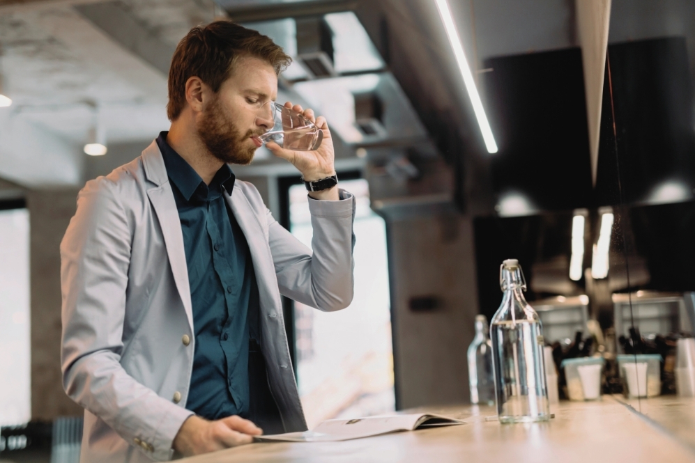 drink-water-regularly-at-work